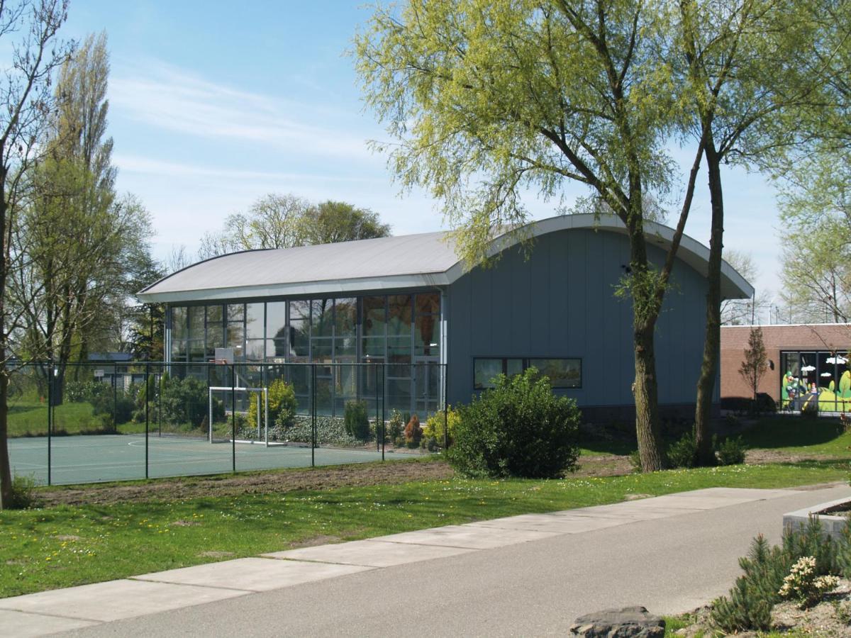 Europarcs De Biesbosch Hotel Willemsdorp Ngoại thất bức ảnh
