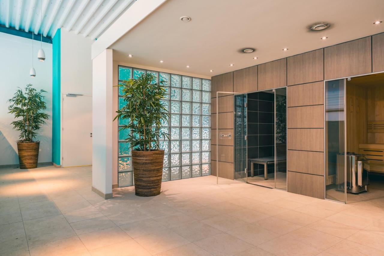 Europarcs De Biesbosch Hotel Willemsdorp Ngoại thất bức ảnh