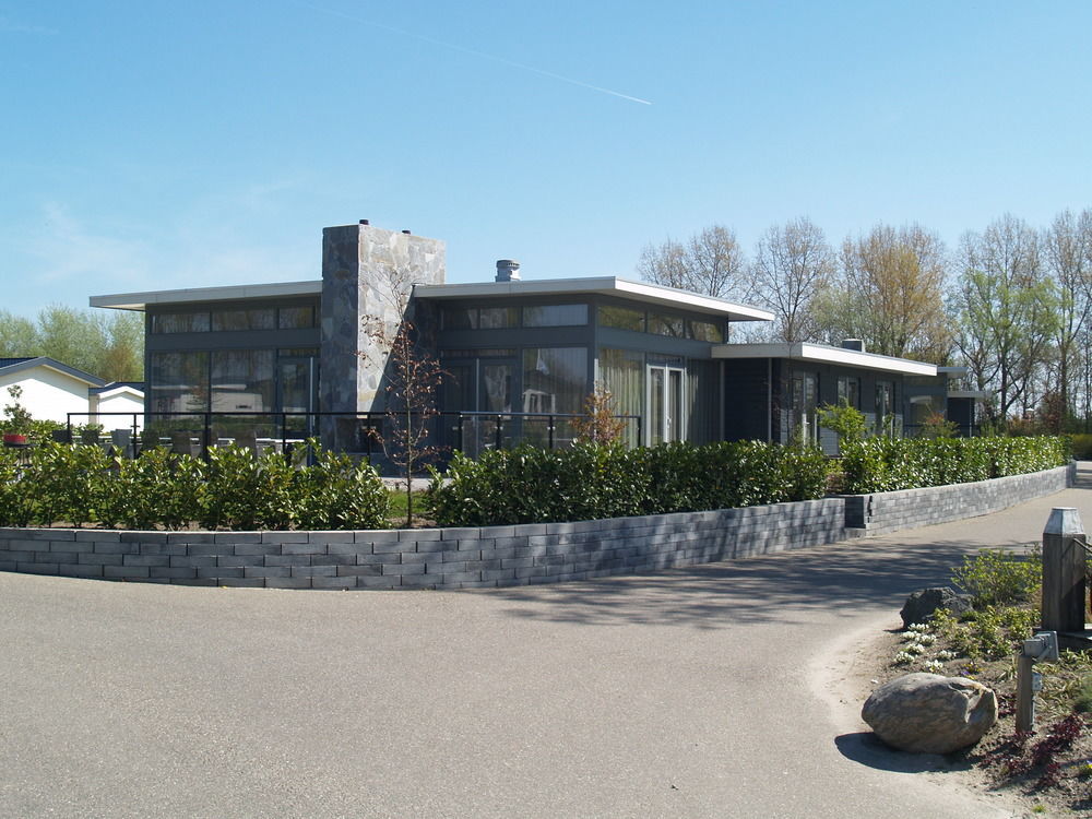 Europarcs De Biesbosch Hotel Willemsdorp Ngoại thất bức ảnh