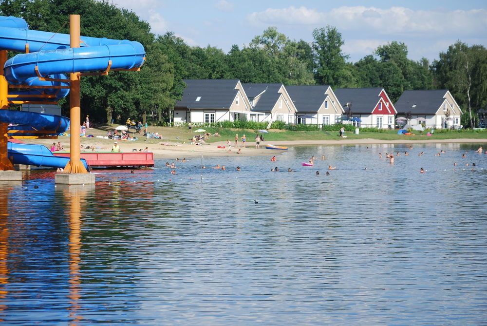 Europarcs De Biesbosch Hotel Willemsdorp Ngoại thất bức ảnh