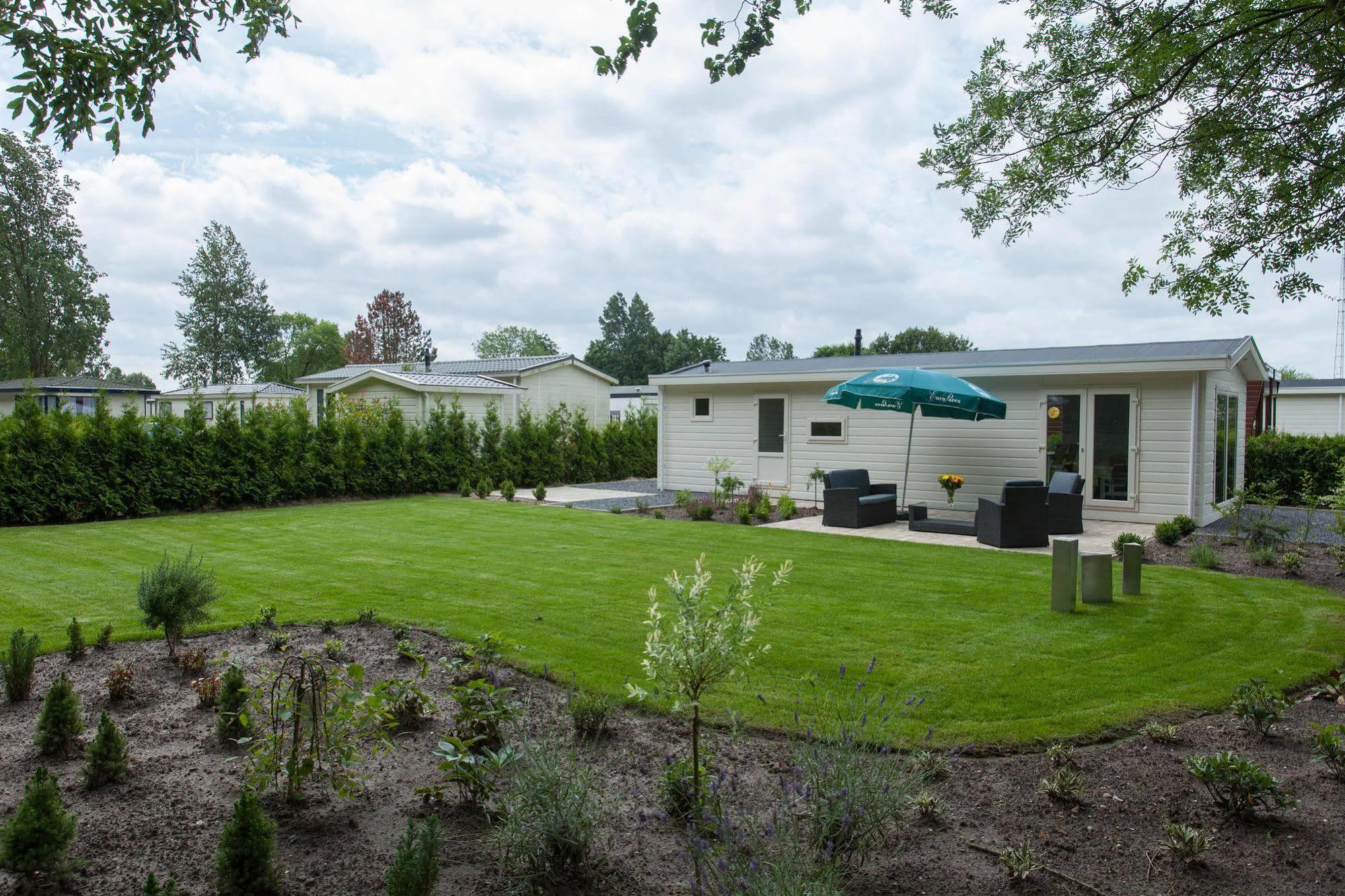 Europarcs De Biesbosch Hotel Willemsdorp Ngoại thất bức ảnh