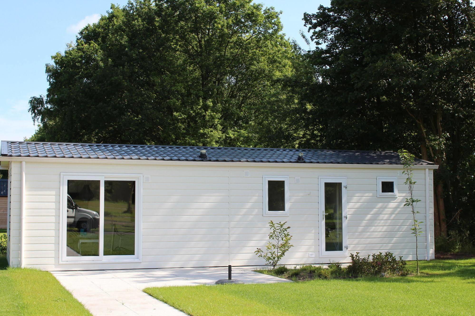 Europarcs De Biesbosch Hotel Willemsdorp Ngoại thất bức ảnh
